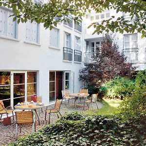 Aparthotel Adagio Montmartre