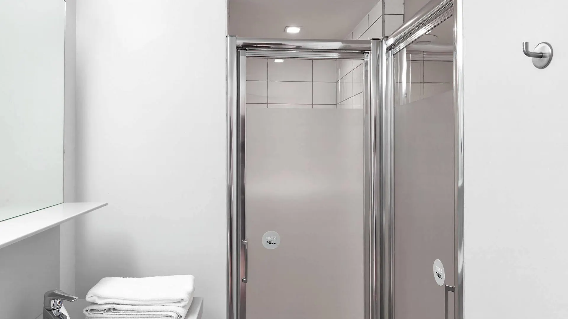 Fiap - Hostel Paris 3*,  France