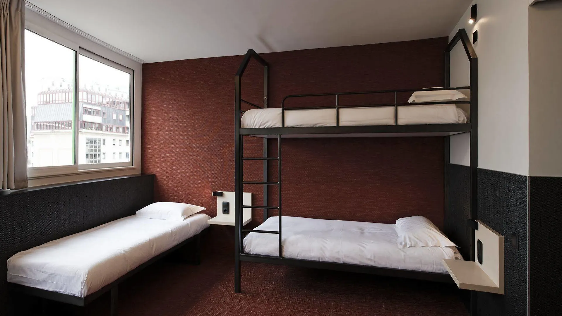Fiap - Hostel París