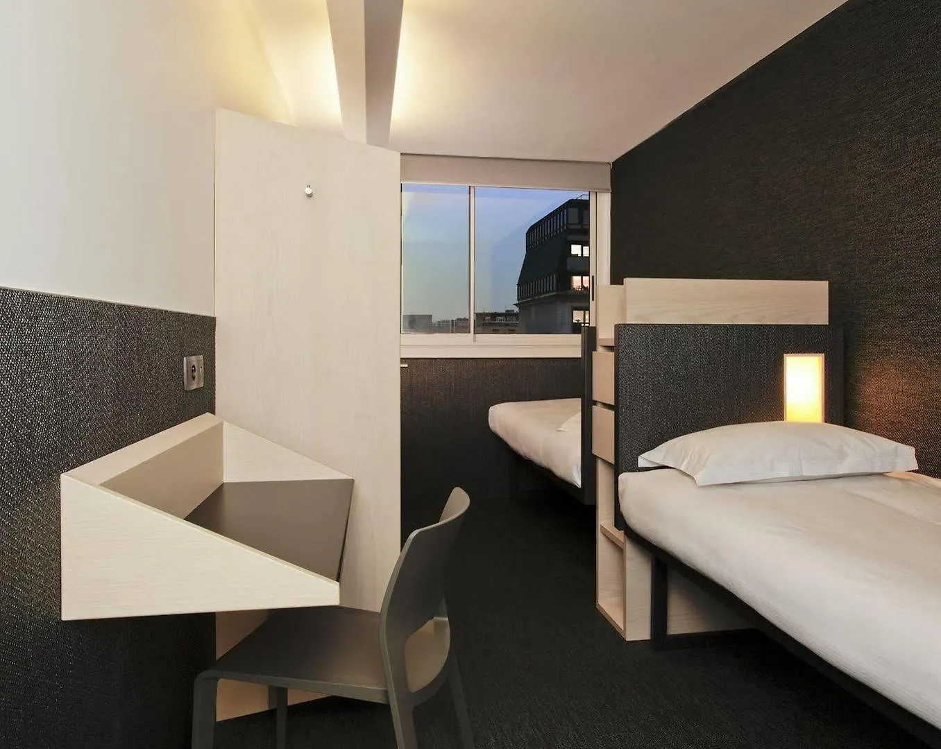 Fiap - Hostel París