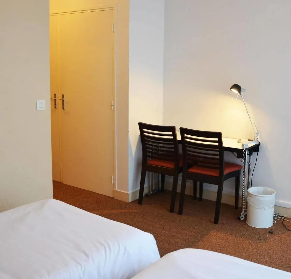 Fiap - Hostel Paříž